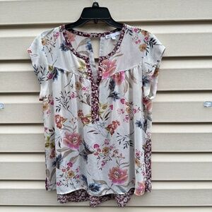 DR2 Womens Flowered Cap sleeve Blouse Size: L